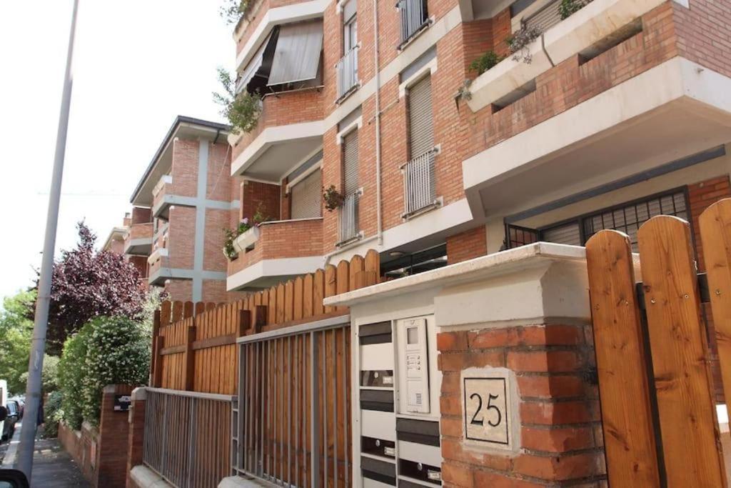 Vatican Flat Cozy Court Рим Экстерьер фото
